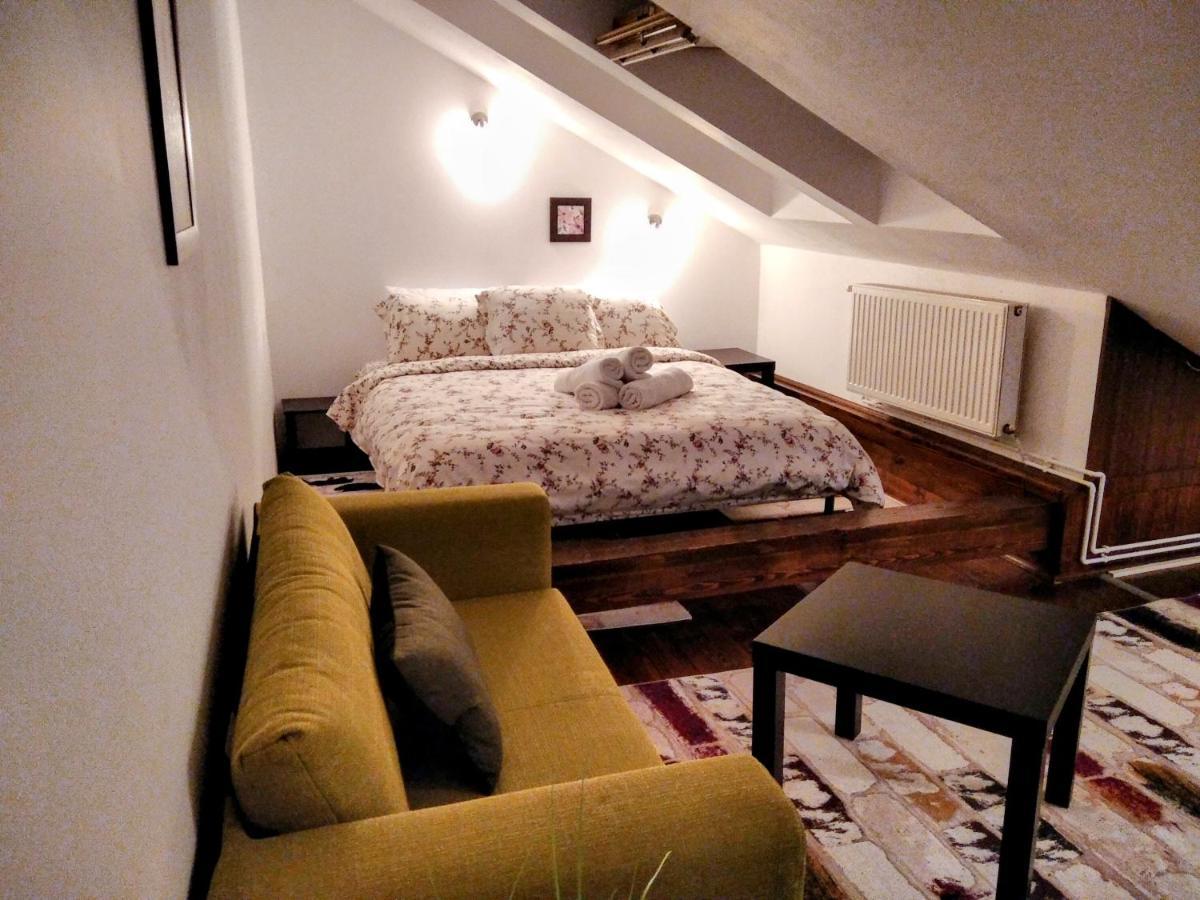 Lovely Central Apartment Braşov Dış mekan fotoğraf
