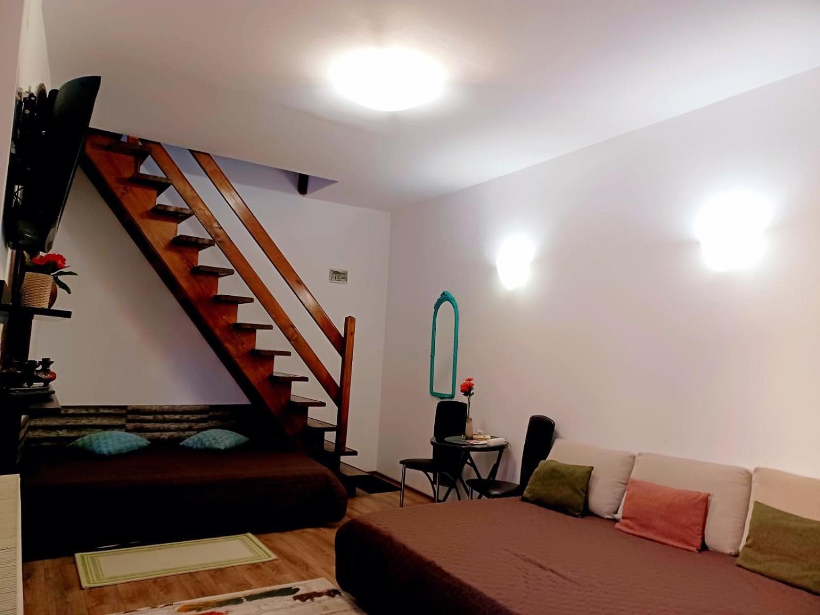 Lovely Central Apartment Braşov Dış mekan fotoğraf